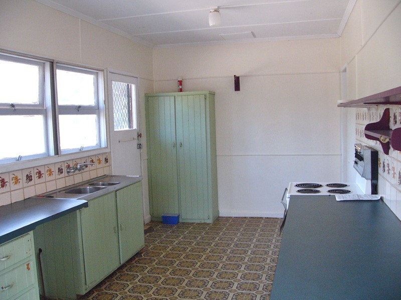 39 Kimberley St, Oxley QLD 4075