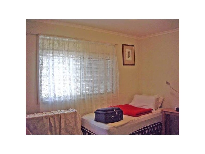 6 Meehan Street, Seventeen Mile Rocks QLD 4073