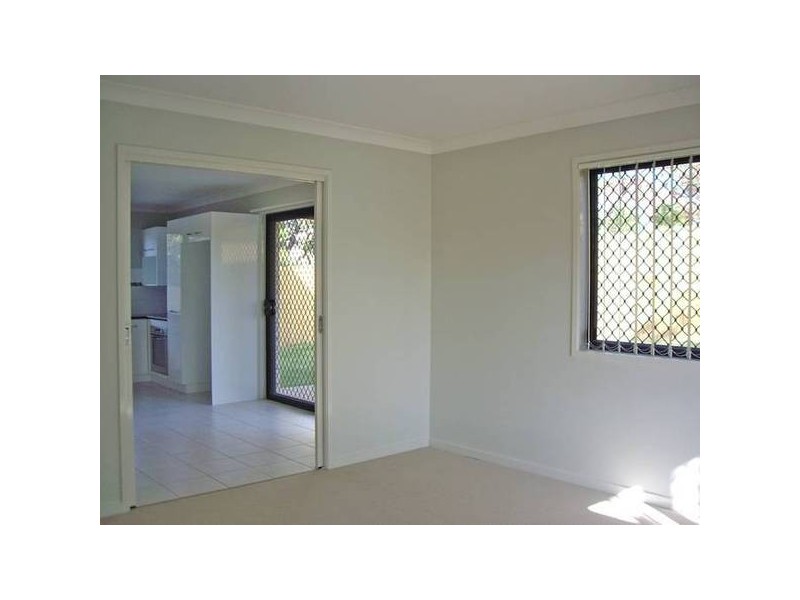 99 Jutland Street, Oxley QLD 4075