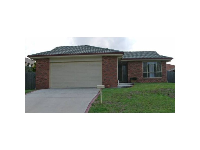 4 Riviera Cl, Oxley QLD 4075