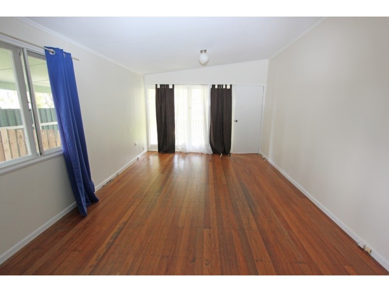 53 Bannerman St, Oxley QLD 4075