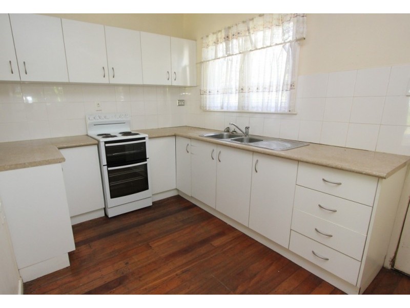 53 Bannerman St, Oxley QLD 4075