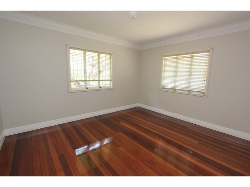 61 Watt St, Corinda QLD 4075