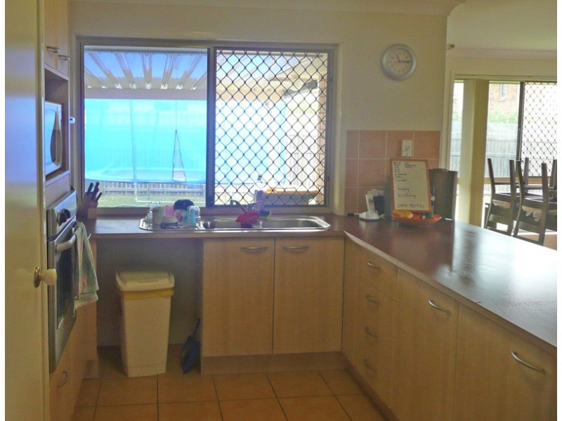14 Troon Close, Oxley QLD 4075