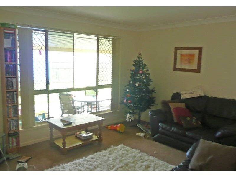 14 Troon Close, Oxley QLD 4075