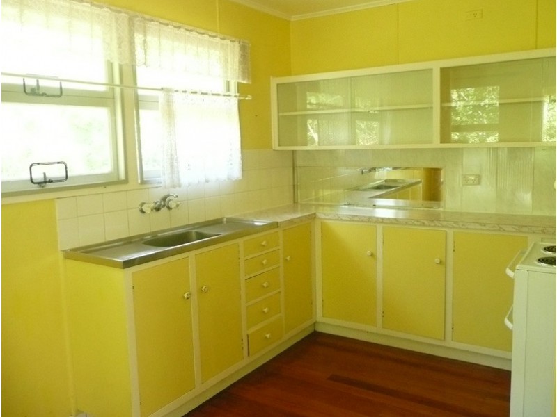 71a Irwin Tce, Oxley QLD 4075