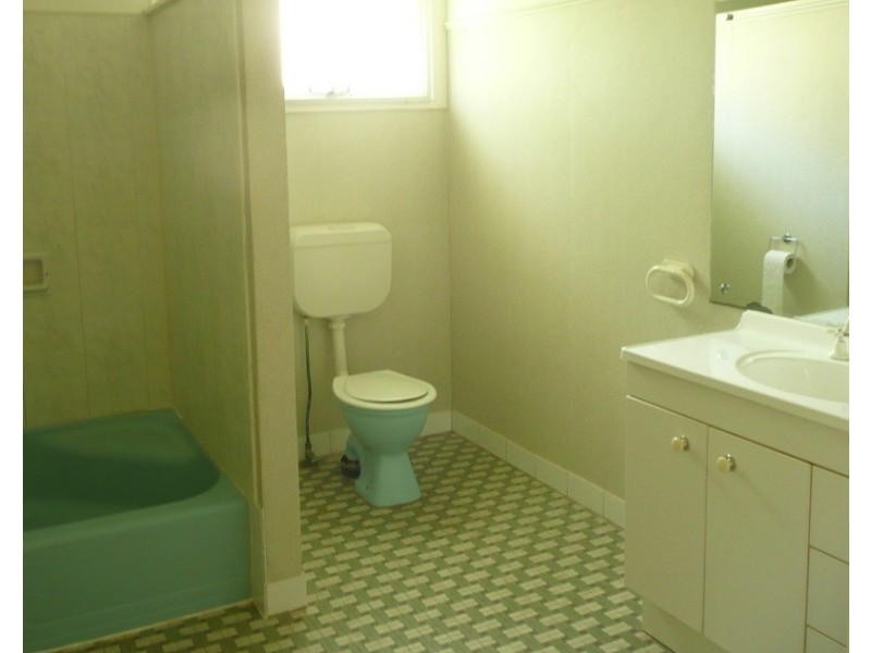 71a Irwin Tce, Oxley QLD 4075