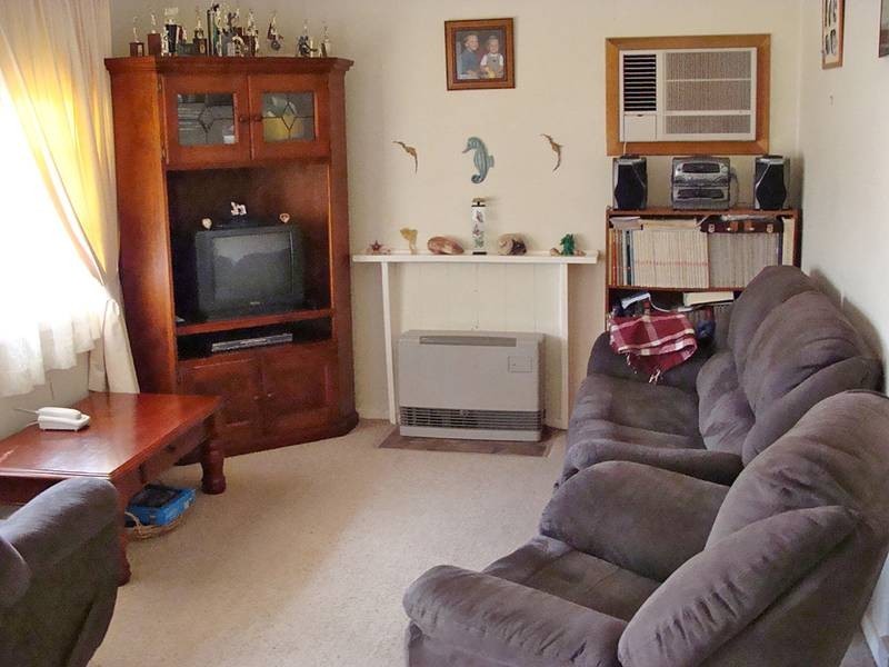 2 South Terrace, Lock SA 5633