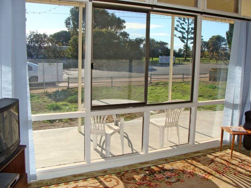 35 Peake Terrace, Port Neill SA 5604