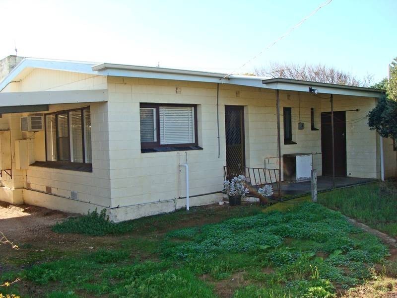 35 Peake Terrace, Port Neill SA 5604