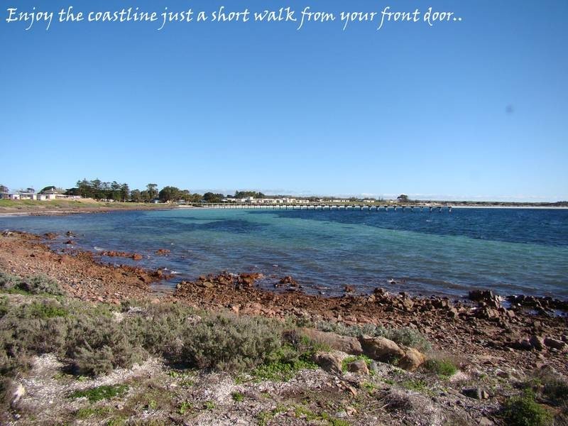 35 Peake Terrace, Port Neill SA 5604