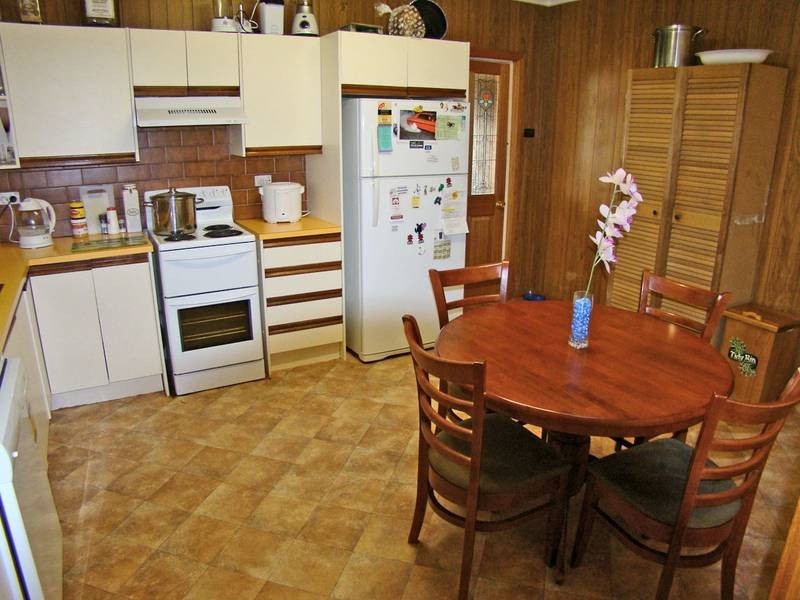 27 Normandy Place, Port Lincoln SA 5606