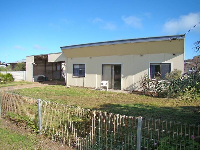 24 Sixth Street, Elliston SA 5670