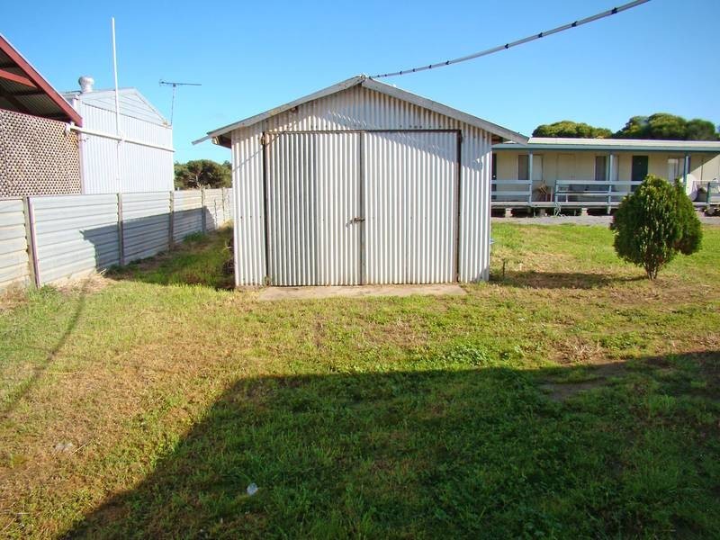 24 Sixth Street, Elliston SA 5670