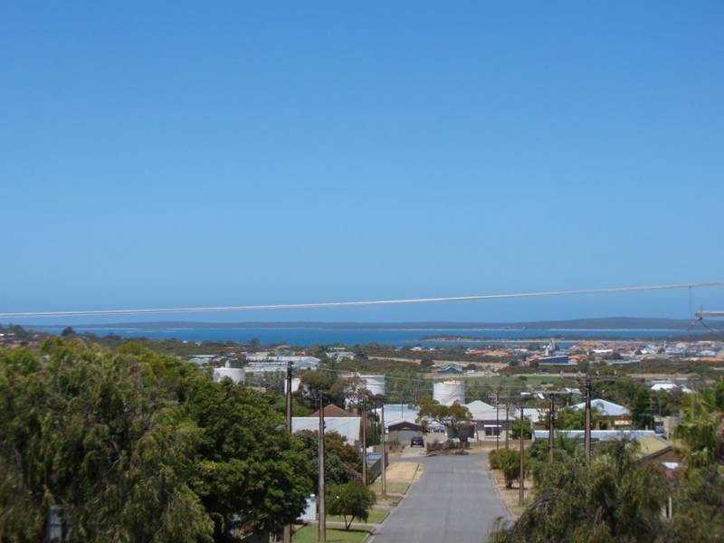 16 Kiama Avenue, Port Lincoln SA 5606