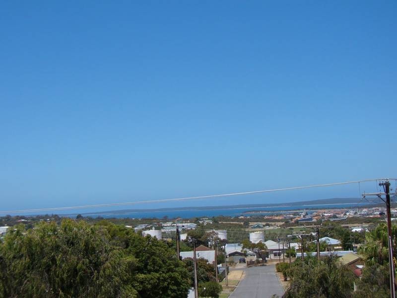 16 Kiama Avenue, Port Lincoln SA 5606
