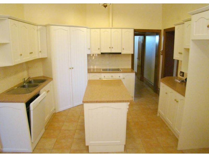 3 Holburn, Port Lincoln SA 5606