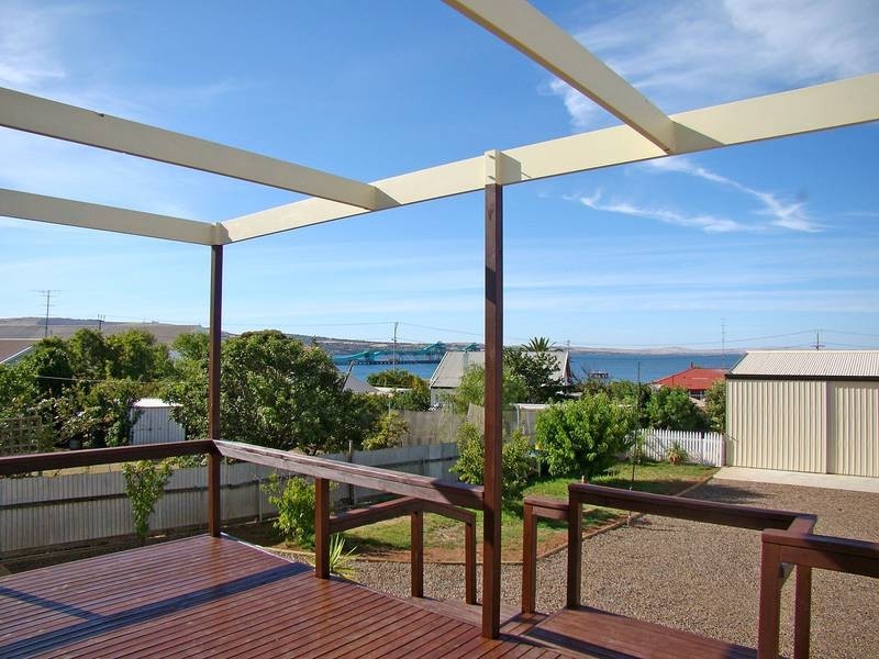 17 Queen Street, Port Lincoln SA 5606