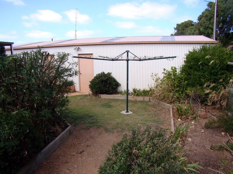 Lot 865, 865 Proper Bay Rd, Tulka SA 5607