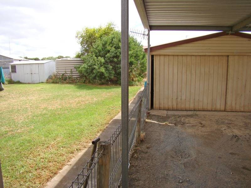 28 Bruce Terrace, Cummins SA 5631