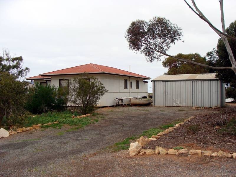 15 Church Street, Tumby Bay SA 5605