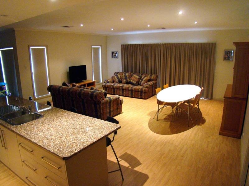8 Cove View Drive, Port Lincoln SA 5606