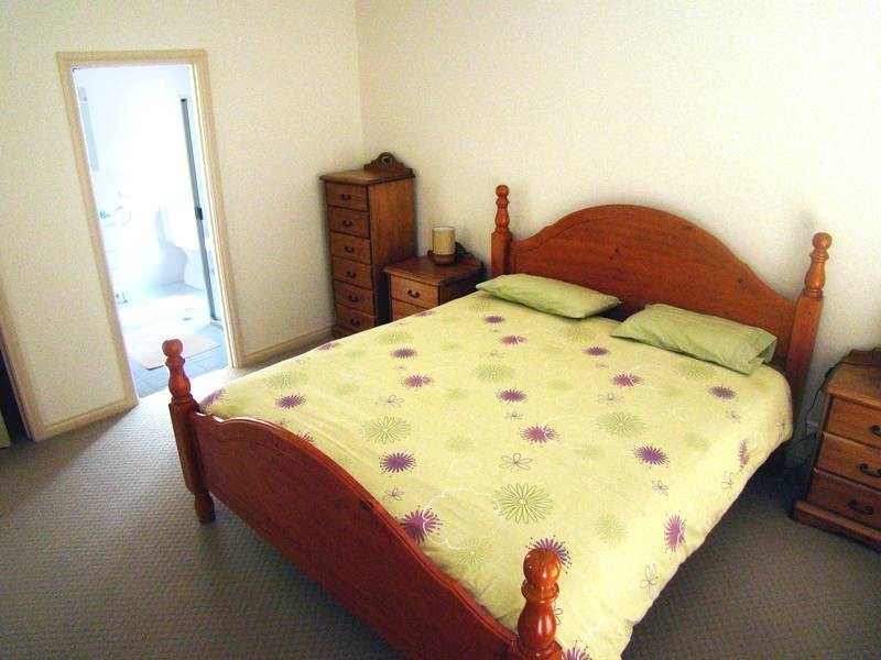 8 Cove View Drive, Port Lincoln SA 5606