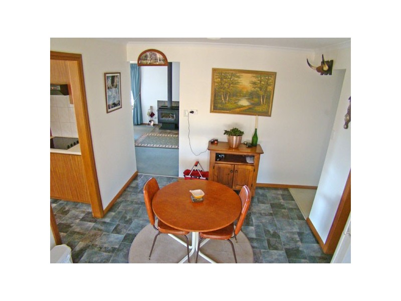 233 Lincoln Highway, Louth Bay SA 5607