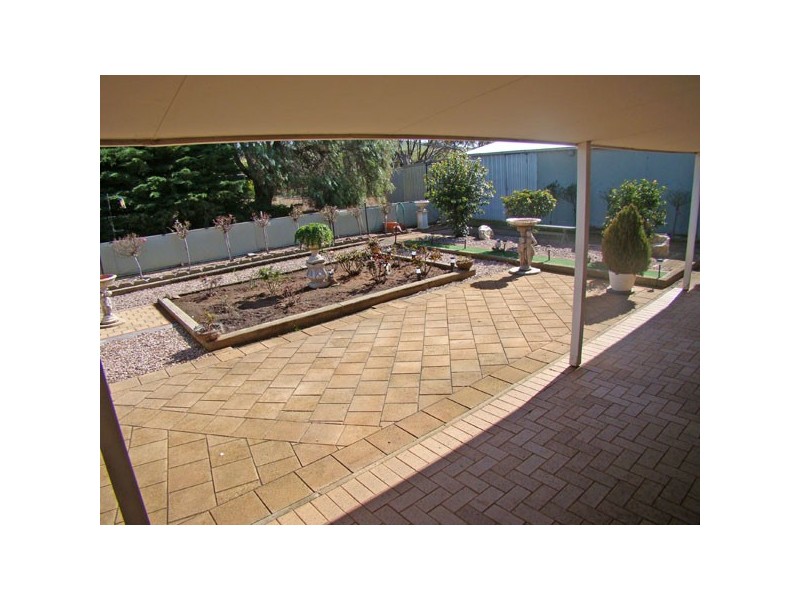 233 Lincoln Highway, Louth Bay SA 5607