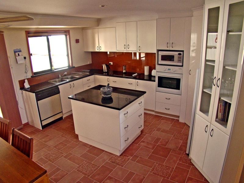 42 Victoria Crescent, Port Lincoln SA 5606