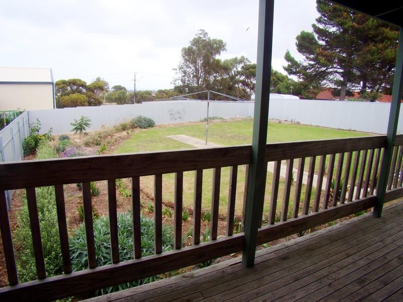 6 McLaren Street, Port Lincoln SA 5606