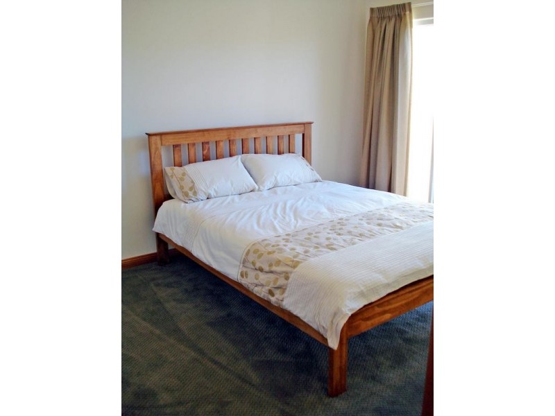 1/11 Ives Place, Port Lincoln SA 5606