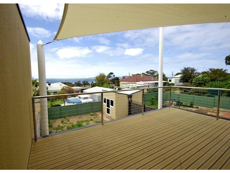 2/11 Ives Place, Port Lincoln SA 5606