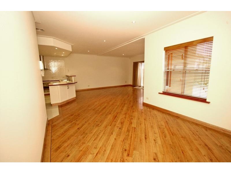 2/11 Ives Place, Port Lincoln SA 5606