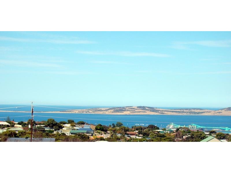 73 Kurara Road, Port Lincoln SA 5606