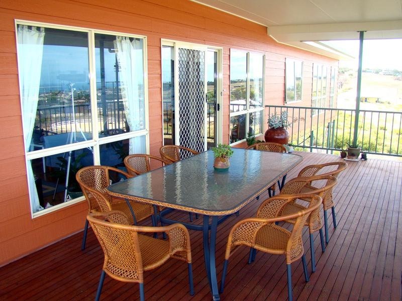 73 Kurara Road, Port Lincoln SA 5606