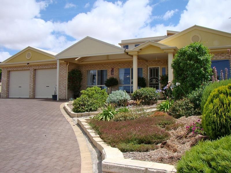 30 Valley View Drive, Port Lincoln SA 5606