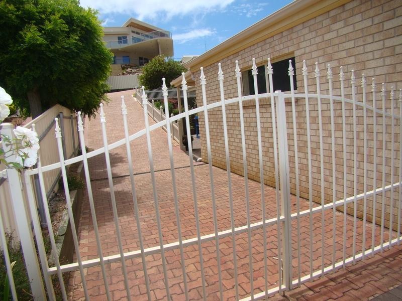 30 Valley View Drive, Port Lincoln SA 5606