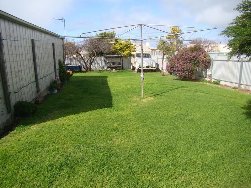 7 Dickens Street, Port Lincoln SA 5606