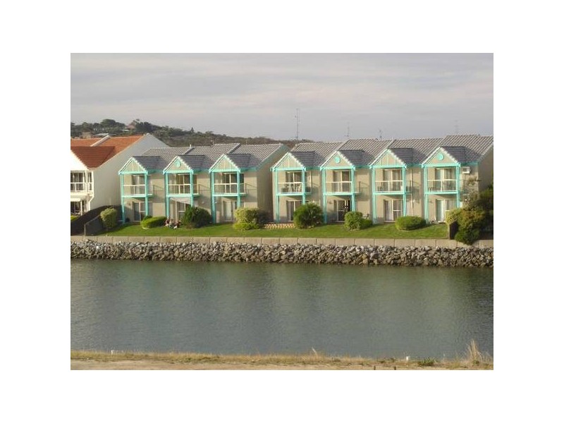 2/17 South Point Drive, Port Lincoln SA 5606