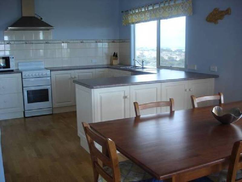 73 Kurara Road, Port Lincoln SA 5606