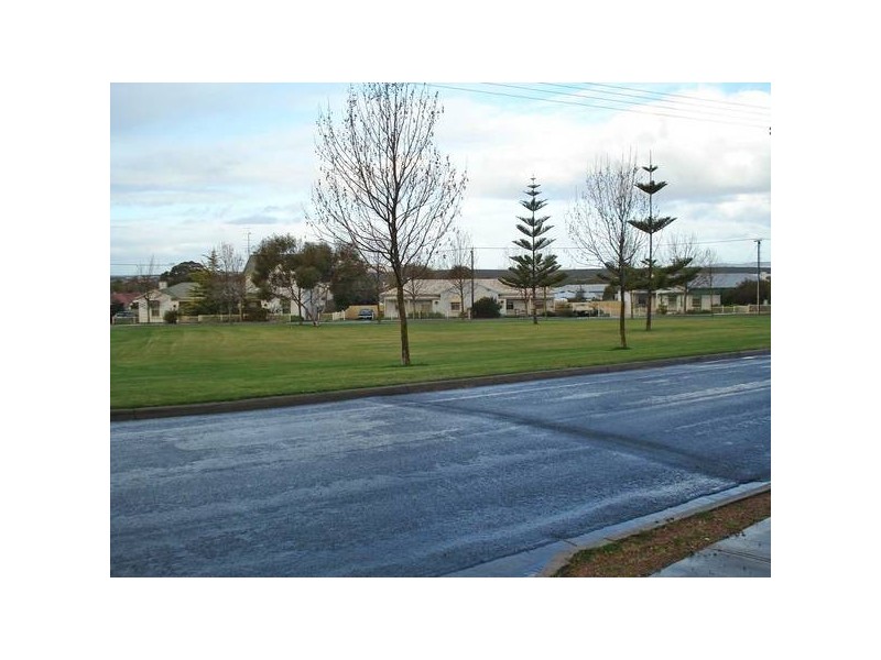 Moonta Crescent, Port Lincoln SA 5606