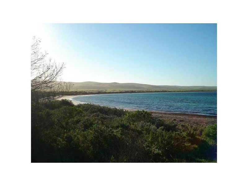 22 Central Street, Louth Bay SA 5607