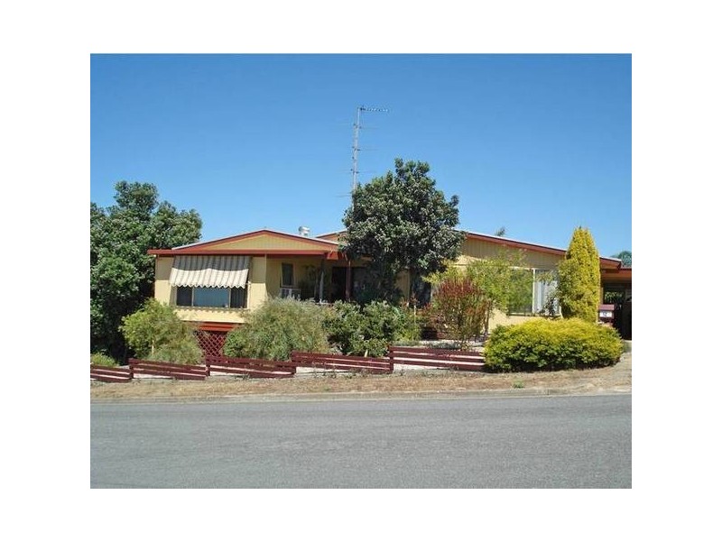 12 Kinmont Avenue, Port Lincoln SA 5606
