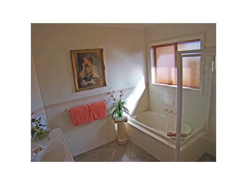 10 Calais Avenue, Port Lincoln SA 5606