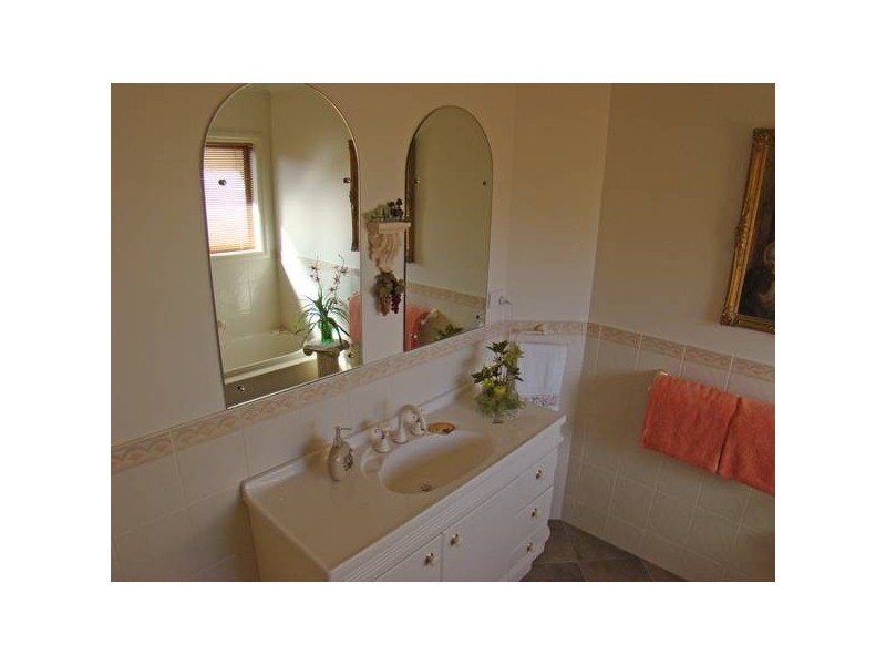 10 Calais Avenue, Port Lincoln SA 5606