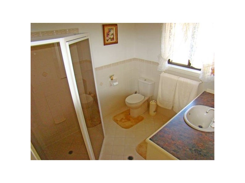 10 Calais Avenue, Port Lincoln SA 5606