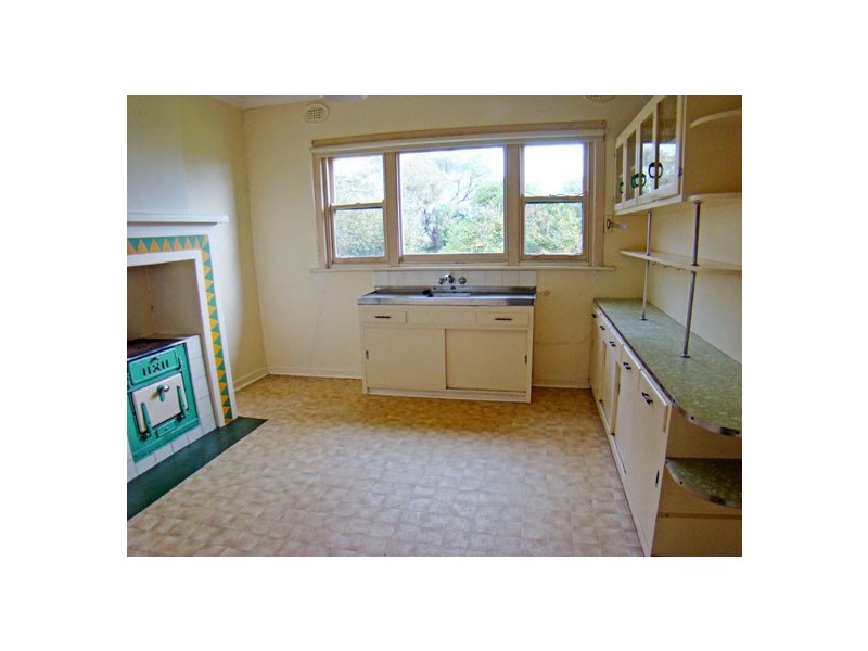 99 London Street, Port Lincoln SA 5606