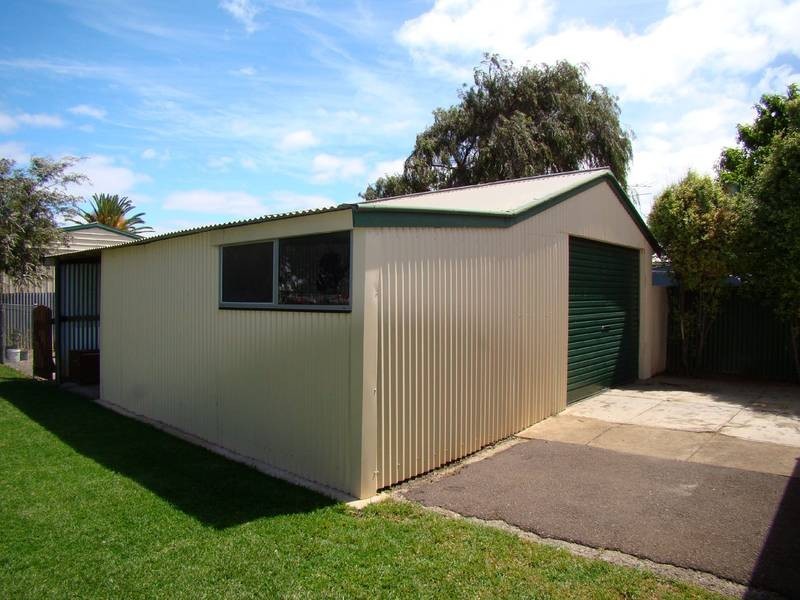 24 Heath Street, Port Lincoln SA 5606