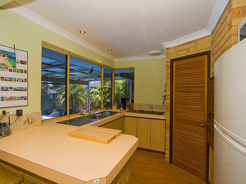 21 Wonambi Way, Wanneroo WA 6065